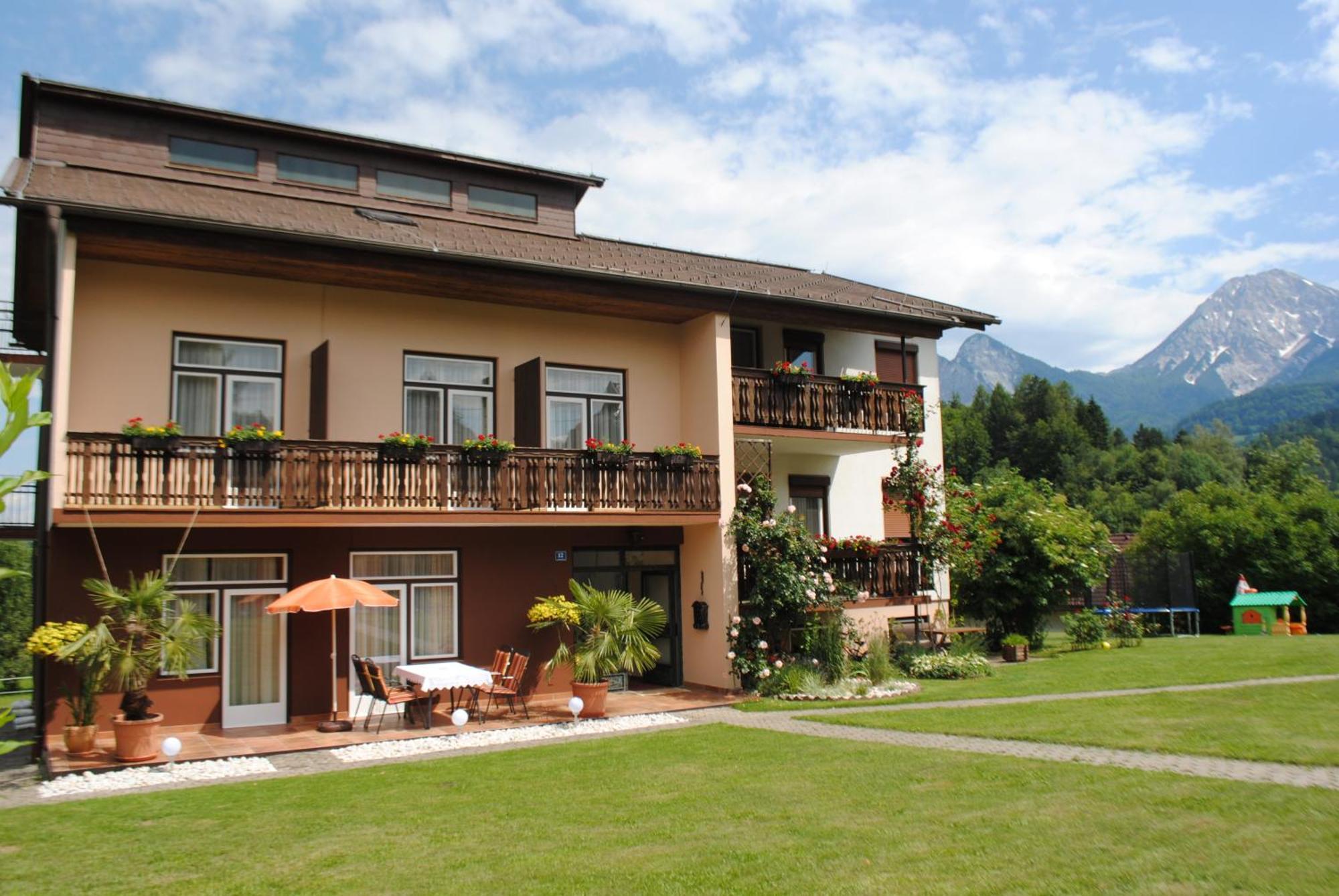 Ferienhaus Michor Latschach ober dem Faakersee Екстериор снимка